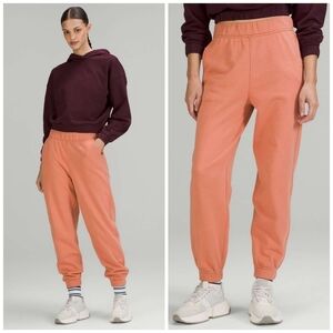 Lululemon Relaxed High-Rise Jogger